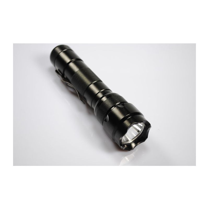 Ultrafire WF-502B LED-ficklampa 1300 lumen svart 1-läge för friluftsliv hållbar konstruktion bärbar