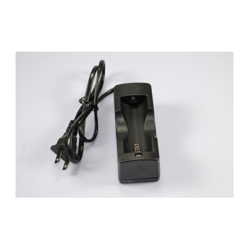 UltraFire Singel 26650 Li-Ion Laddare Svart Kompakt Design Säkerhetsfunktioner Bred Spänningskompatibilitet