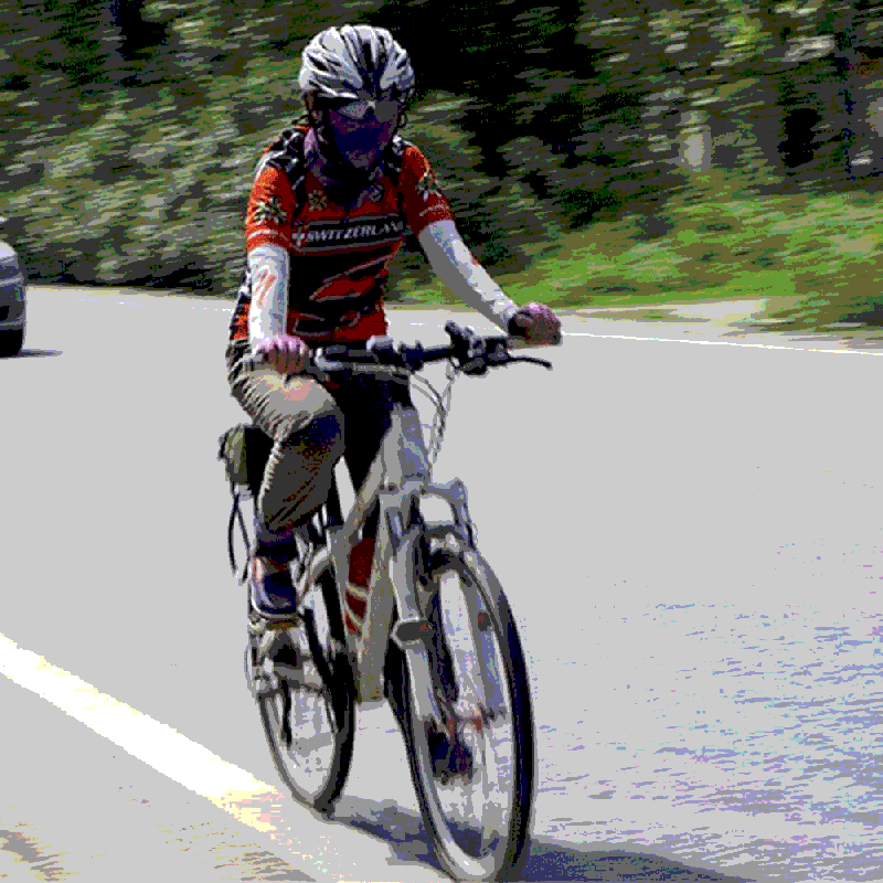 CarryBright CBX4 cykelblinkers med horn och USB-laddning för ultimat cykelsäkerhet vattentäta och smarta