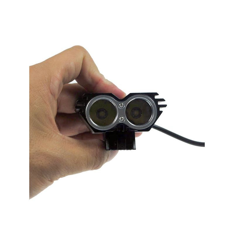 SOLARSTORM X2 2XU2 LED cykel framljus 2000 Lumens vattentät IP65 för nattliga äventyr och hög prestanda