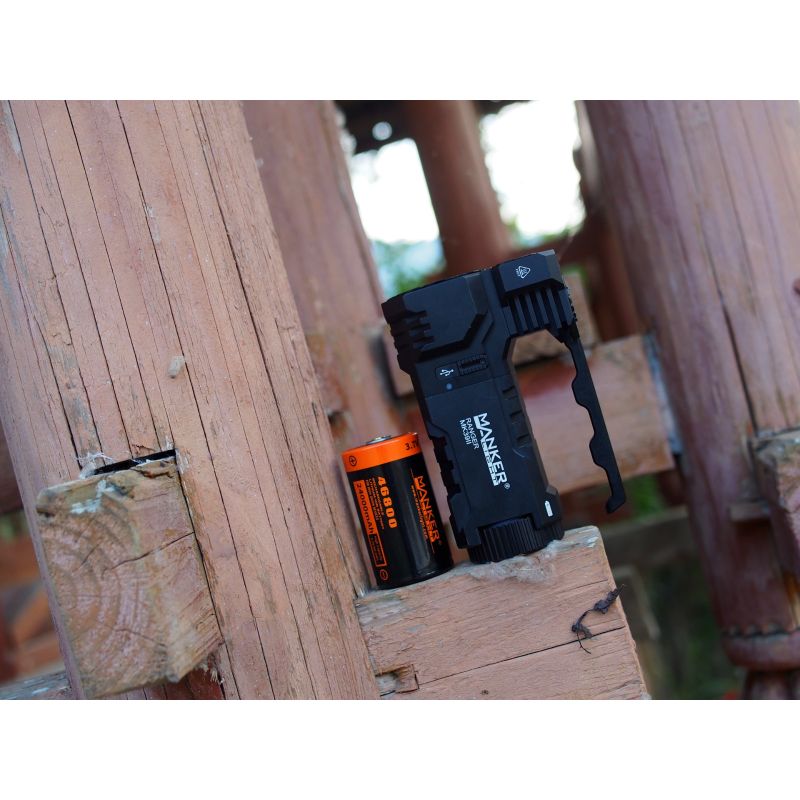 Manker Ranger MK39 II kombination spotlight hållbar ficklampa med LED-teknologi perfekt för utomhusbelysning
