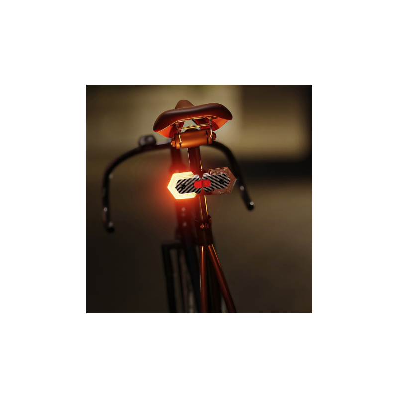 CarryBright Kolfiber Cykelblinkers 4-pack: USB-uppladdningsbar, Trådlös Fjärr, Starka LED Fram/Bak för Elcykel, Cykelsäkerhet