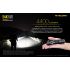 Upptäck Nitecore E4K Ficklampa 4400 Lumen vattentät och kompakt design perfekt för utomhusbelysning