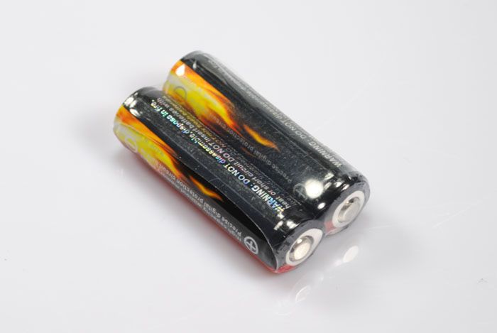Trustfire Skyddad 3.7V 900mAh Li-Ion Batteri 14500 Uppladdningsbart för Ficklampor och Bärbara Elektronik