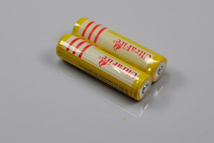 Ultrafire BRC 18650 Li-ion uppladdningsbart batteri 3600MAH högpresterande och säker energikälla för elektronik