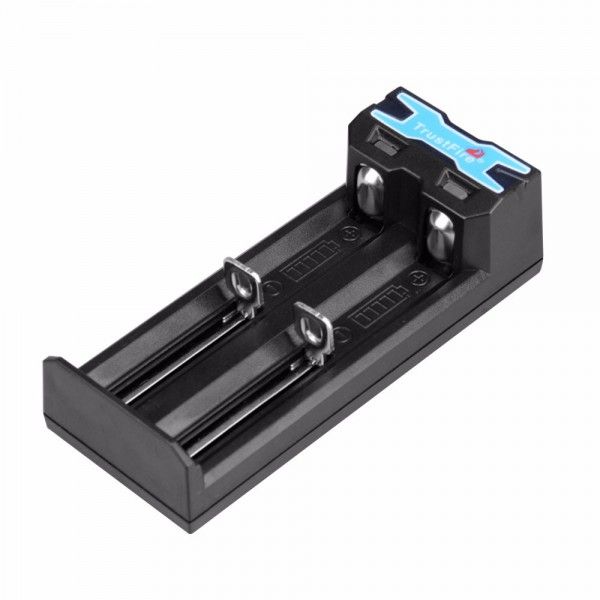 TrustFire TR-016 Micro USB-batteriladdare med trestegs laddning för optimal prestanda och uppladdningsbara batterier