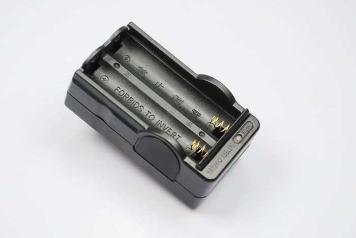 OEM Digital Batteriladdare för 2x18650 Batterier Universell Kompabilitet Säker Laddning Pris 0-19.99