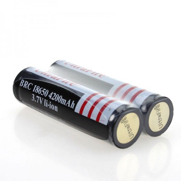 UltraFire BRC 4200mAh 3.7V 18650 Li-ion batteri hög prestanda pålitlig kraft för ficklampa och tekniska enheter