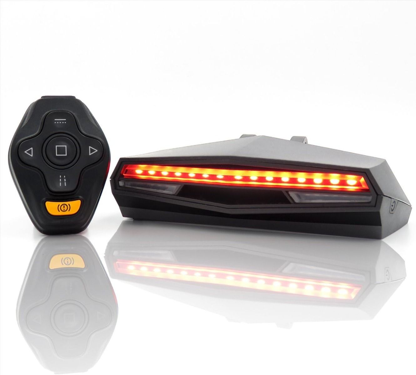 Ampulla C1 LED Cykelbaklampa Uppladdningsbar - Fjärrkontroll, Svängljus & Körfältsmarkering. Säker Nattcykling.
